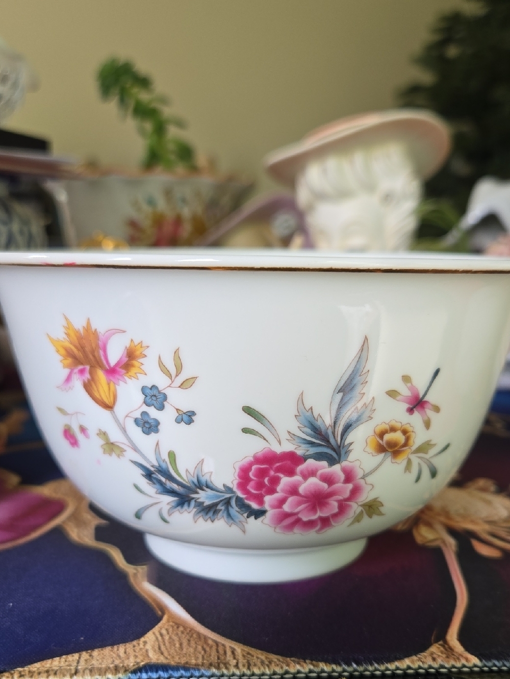 Avon American Heirloom Porcelain Bowl Featuring A Floral And Dragonfly Motif